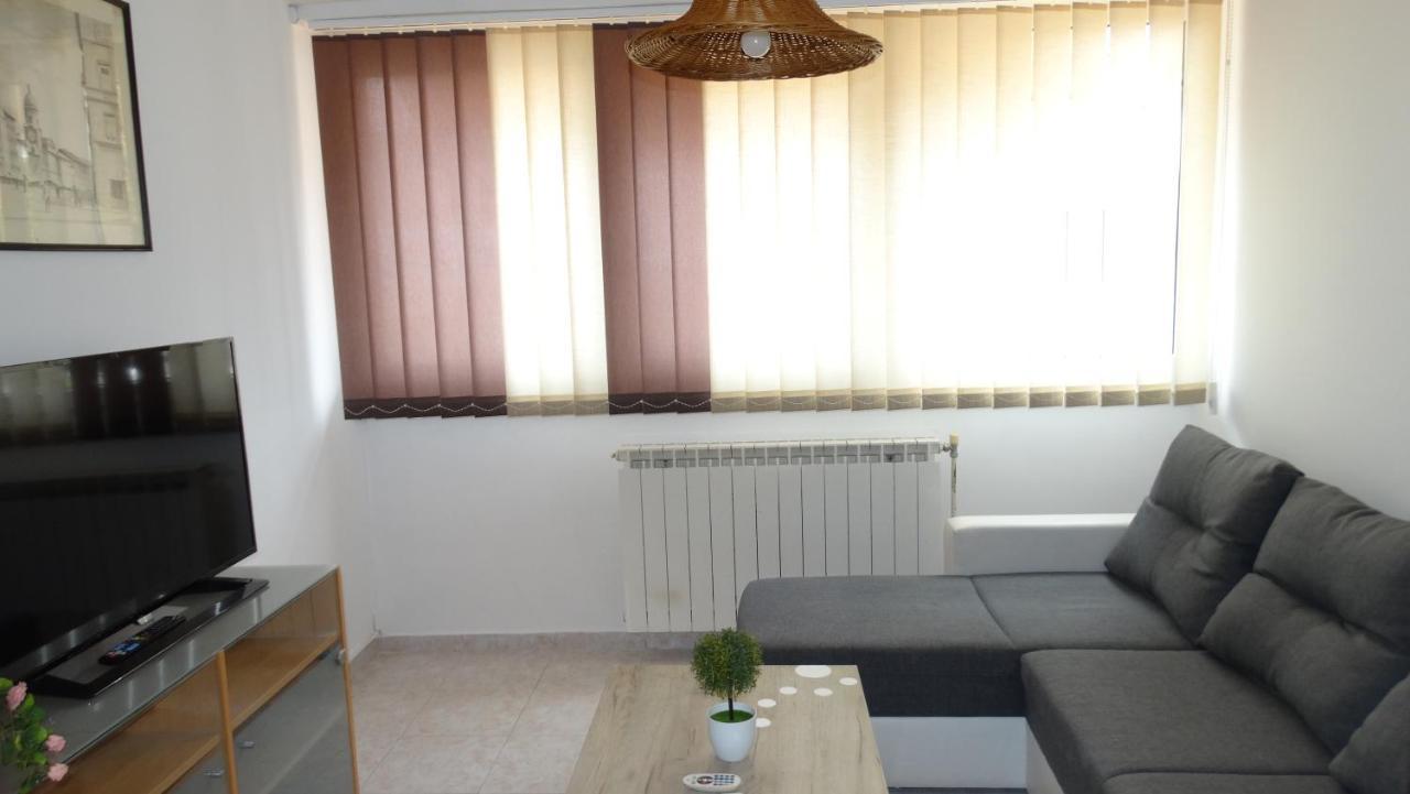 Almar Apartment Jusici Exteriér fotografie